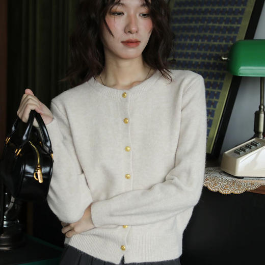 富比羊 春款纯色小开衫 简约高级 软糯舒适 百搭不挑人 6色可选 商品图0