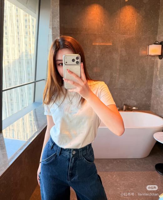 一店d 镂空刺绣背心+短袖 香奶奶家𝐂𝐡𝐚𝐧𝐞𝐥 𝟐𝟔𝐩 商品图10