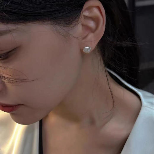 稀有天然银河系巴洛克天然淡水珍珠碎银耳钉 商品图0