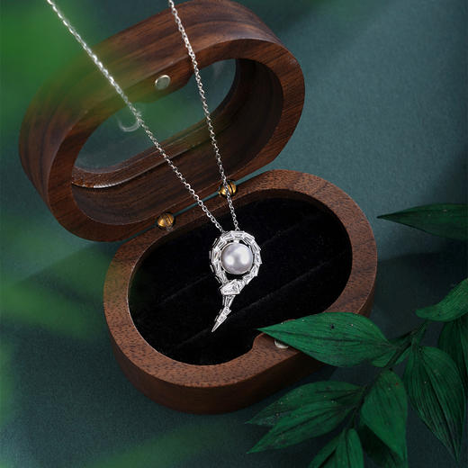 子佩集【许愿灵蛇】银S925珍珠惜王妃吊坠【XXDZ049】7mm珠衔尾蛇（不含链）2601 商品图1