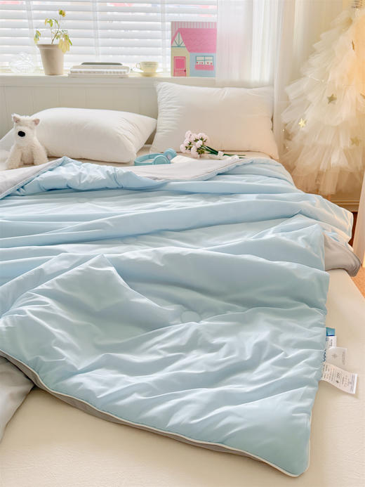 加倍生活  A类母婴级冰淇淋凉感夏被 云朵凉感夏被 一触即凉 透气散热空调被  48小时发货 商品图4