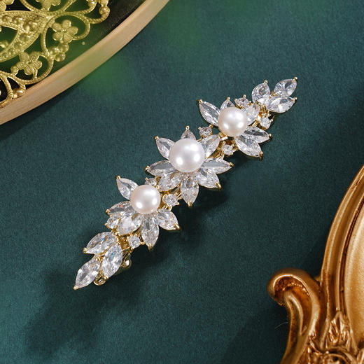 子佩集【冰花皎月】珍珠惜王妃发夹【HBFJ032】6.5-7.5mm珠镀金三朵花2601 商品图0