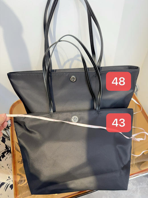 tory尼龙托特包，带子真皮 中号 大号（尺寸在链接最后图） 商品图11