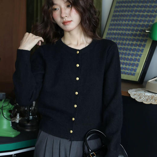 富比羊 春款纯色小开衫 简约高级 软糯舒适 百搭不挑人 6色可选 商品图3