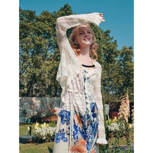 两三事 素影清欢 2026夏季新款百搭荷叶边绑带门襟镂空针织开衫女 商品图2