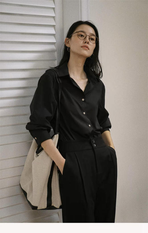 青乔慕染兰花金扣黑衬衫SYHJKCS 商品图4