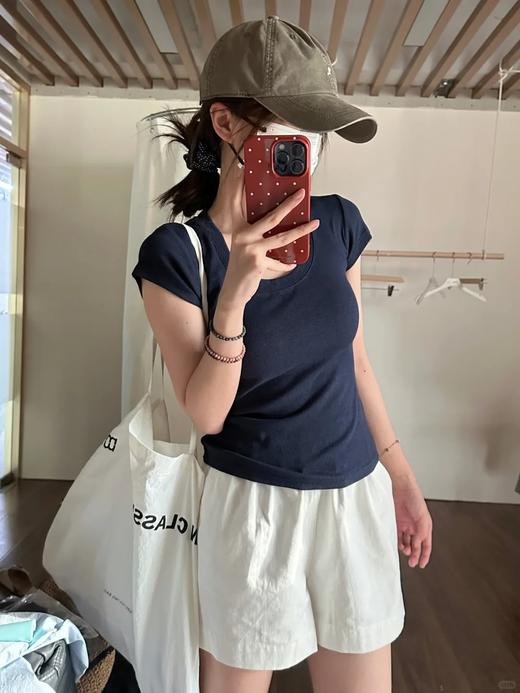 <曾小咸推荐> 6色正肩短袖 原价79/件  前2000单活动49/件 95/两件！【预售款，预计7-15天发货】 商品图1