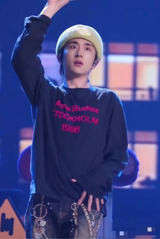 Acne Studio*26春夏新款1996植绒长袖➕短袖T恤 商品图5