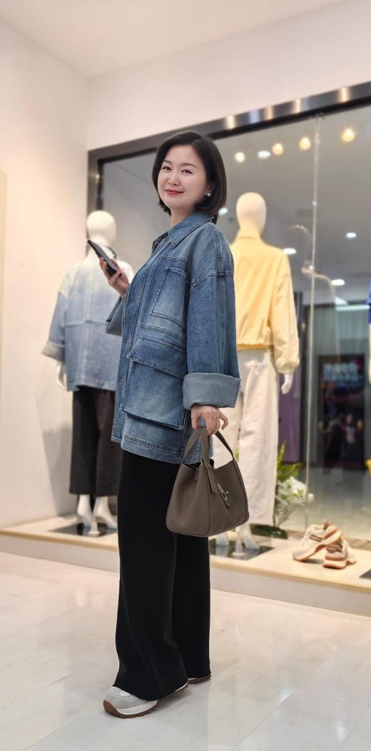 设计风阔版牛仔外套 商品图3