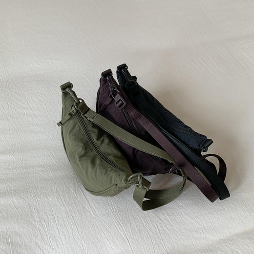 限量优惠立减💰10！【2026年新款U家同款-mini三背饺子包】❗️经典永不过时的饺子包.八色可选！✅可以单肩斜跨，可以手提手腕，还可以挂在包包上 商品图1