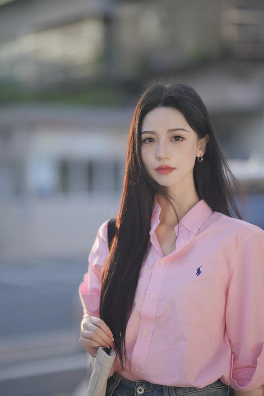 经典版型粉色亚麻衬衫 淡淡的樱花粉 不挑年龄的少女感 100%优质亚麻 吸湿速干 自然褶皱 好打理 宽松H版型 肩线自然垂落 商品图7