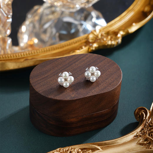 子佩集【雪芙】银S925珍珠AOYA奥雅耳钉【MLEH032】4.5mm珠四叶草四瓣花2601 商品图1