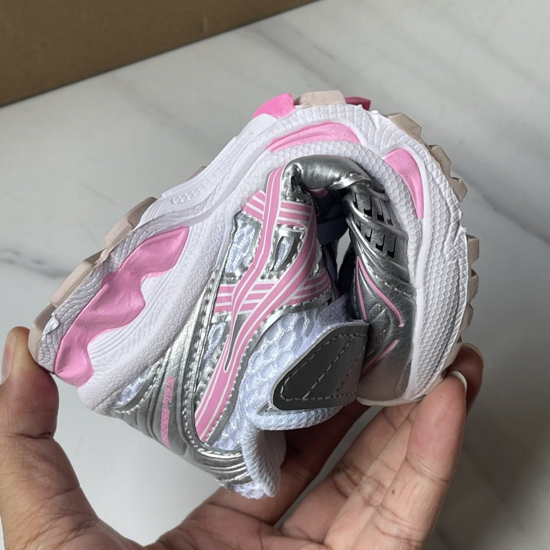 童鞋~【纯原版本】亚瑟士 Gel-Kayano K14  魔术贴儿童机能跑鞋  网眼透气不闷脚，魔术贴设计好穿脱 缓震中底+稳定支撑，跑跳都安心 校园、户外都能轻松hold住