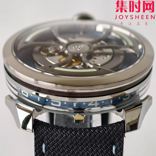 K1新款MB&F MAD1S系列 战斧摆陀 紫 / 蓝——侧向读时 + 大摆陀“暴走旋转”的现象级机械玩具 男士腕表 表径42mm 商品图5