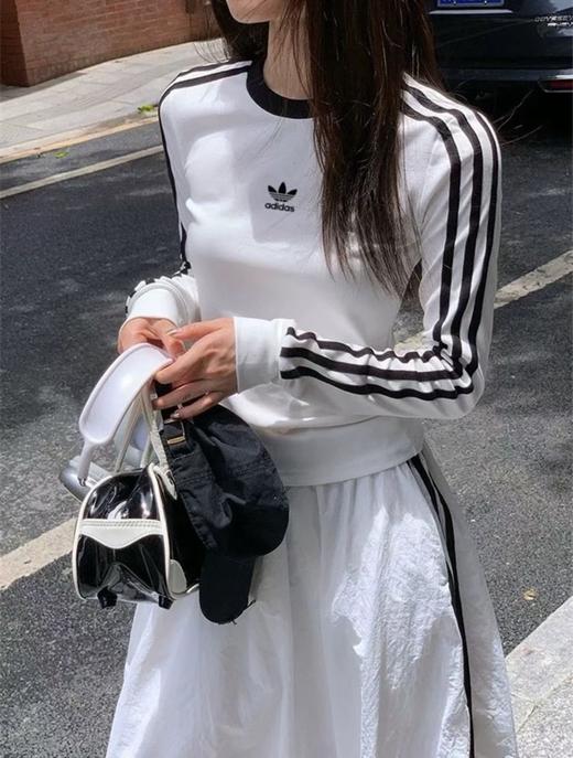 Jennie同款”⁥三叶草阿迪长袖T恤 商品图3