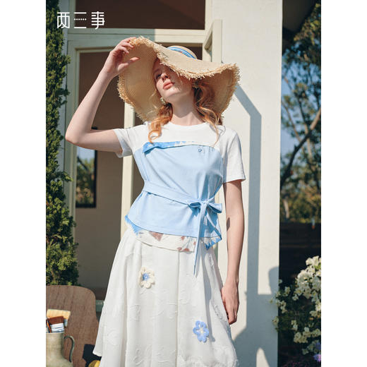 两三事 白昼梦境 2026夏季新款小清新撞色印花绑带短款t恤女 商品图0