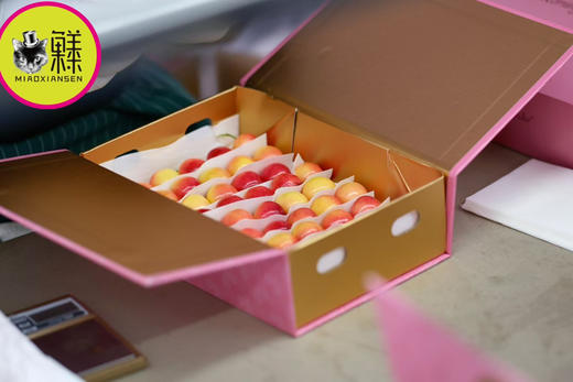 【次日达】祖国斯凯拉雷金车大樱桃精致礼盒 商品图2