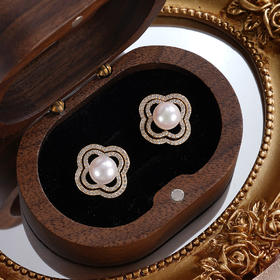 子佩集【四叶涟漪】银S925珍珠惜王妃耳钉【YE0109】7.5mm珠四瓣花四叶草2601