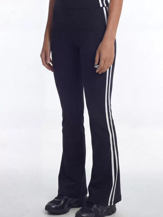 【3月30日 下午17:30 秒杀】在韩国火出圈的运动品牌 Hdex 2款 高支撑交叉腰微喇瑜伽裤 设计离间是生活与运动可自由切换 商品图4