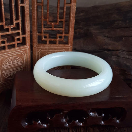 【天然正品】天然新疆且末料细腻油润度佳54.5号糖白和田玉手镯54.5号（皆取最大值）140326NJM12 商品图6