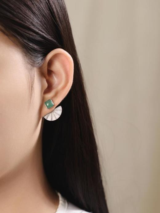 IIPO宜珠宜宝原创「扇韵」系列非洲翠耳环925银镀金(礼盒装) 商品图2