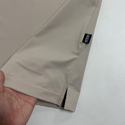 原单正品 Patagonia Transit Traveler 男士速干Polo短袖，
黑色/土黄色/藏青 S-XXL 商品图6