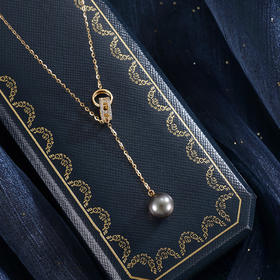 子佩集【幻夜篇章】银S925珍珠惜王妃套链【YL0116B】8.5mm珠镀金黑珠双环吊球2601