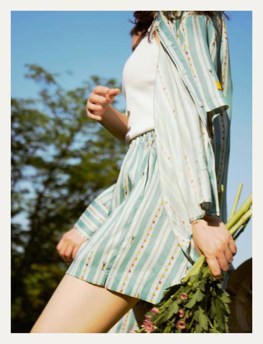 月亮宝藏LUUNAMINE 印花天丝缎短 袖睡衣 套装 商品图4