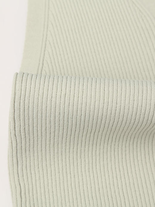 浅灰色 V 领针织吊带背心女 2026 春夏新款修身坑条内搭 显瘦无袖打底上衣 商品图3