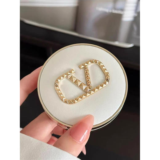 华伦天奴水光气垫LN2#5g中样 商品图1