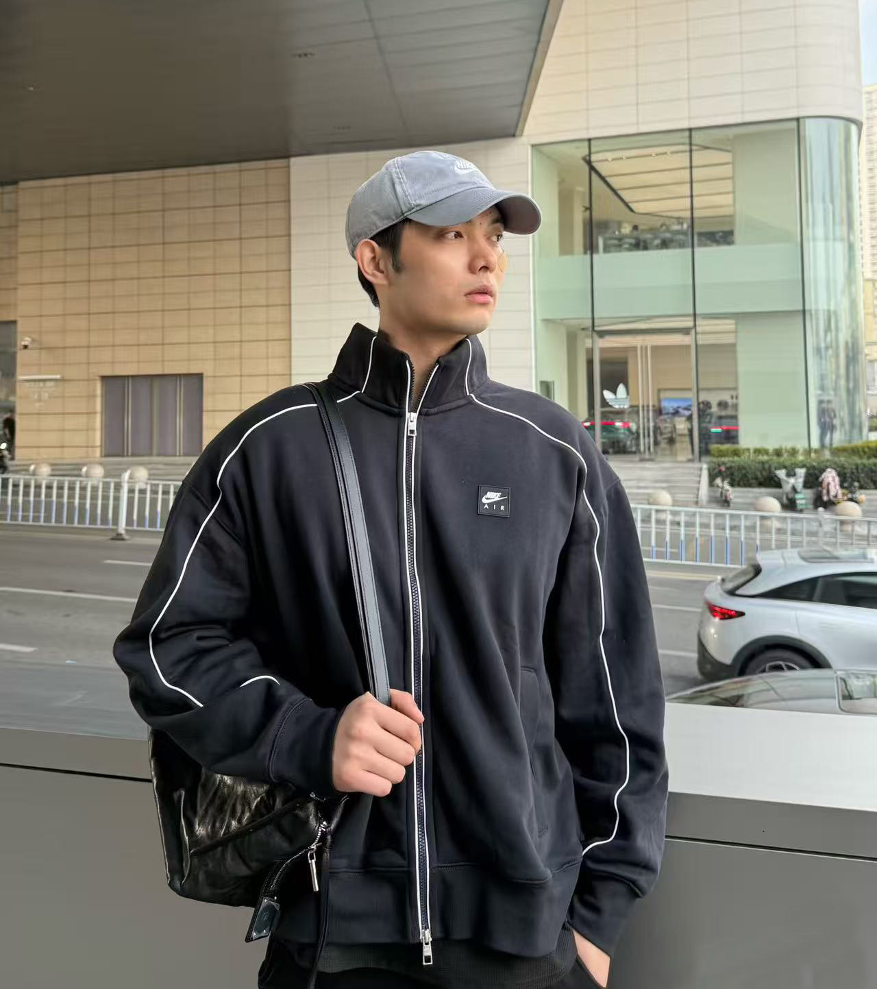 【sy1】黑武士系列！情侣羔端细腻刺绣立领针织夹克外套！！