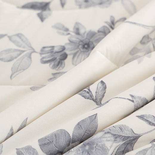 杉杉家纺 丝滑凉感夏凉被-山茶花 商品图2