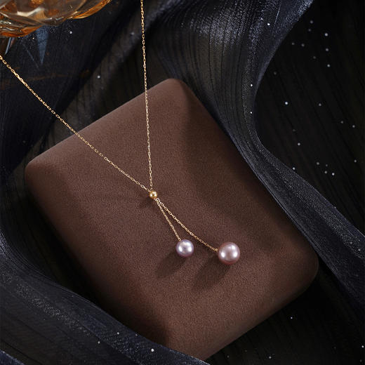 子佩集【流年风吟】G18K珍珠惜王妃项链【MLKJXL009】6-7.5mm珠镀金双色吊球紫白2601 商品图3