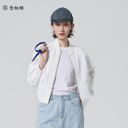 【商场同款】CNJ6415  “ 白色棒球服外套 ” 锦纶材质 好打理的轻薄小外套 商品图4