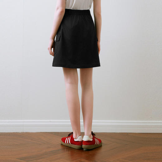 【商场同款】诗凡黎气质通勤半身裙2025夏新款挺括短裙3G4240041 商品图4