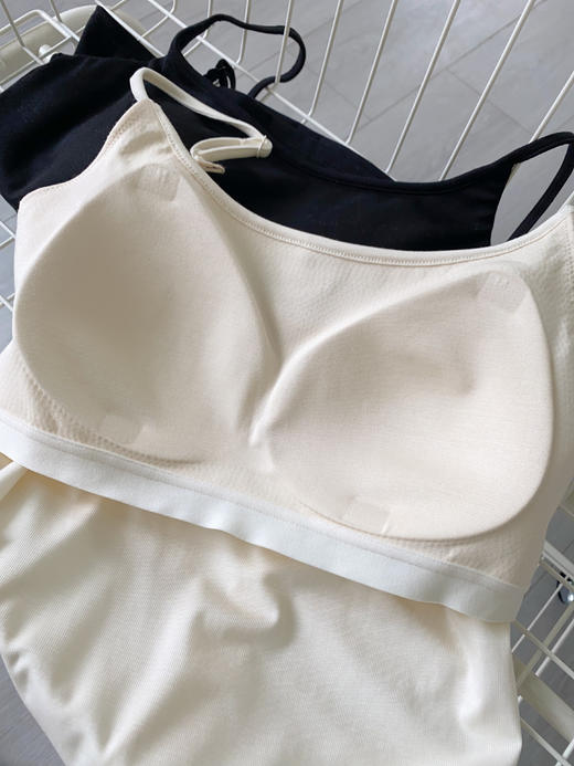 松植屋简悦生物基吊带背心—自带杯垫 一体式固定杯垫 可调节肩带 商品图1