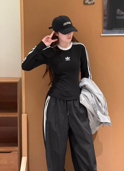 Jennie同款”⁥三叶草阿迪长袖T恤 商品图11