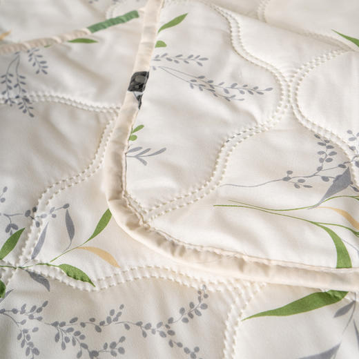 杉杉家纺 爽肤夏凉被-小熊猫 商品图4