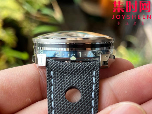 K1新款MB&F MAD1S系列 战斧摆陀 紫 / 蓝——侧向读时 + 大摆陀“暴走旋转”的现象级机械玩具 男士腕表 表径42mm 商品图5