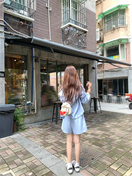 <曾小咸推荐>现货秒杀！气质衬衫 日常149.99/件 立减80 秒杀69.99/件 短裤 日常119.99/件 立减50 秒杀69.99/件！！ 商品图8