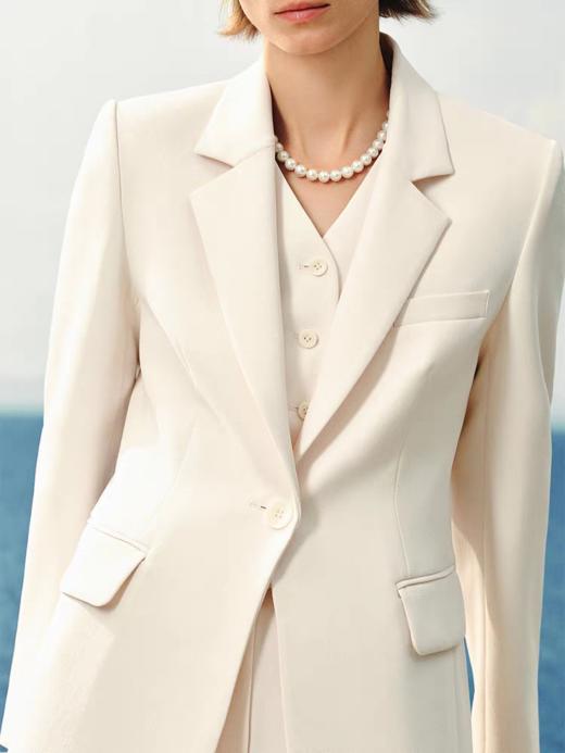 【中庭展卖商品】恩裳INSUN女装外套9C34210030 商品图1