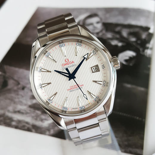 【95新】OMEGA 欧米茄231.10.42.21.02.004天文台认证同轴自动机械机芯日期显示42MM（男款）海马系列精钢200326NJ05 商品图3