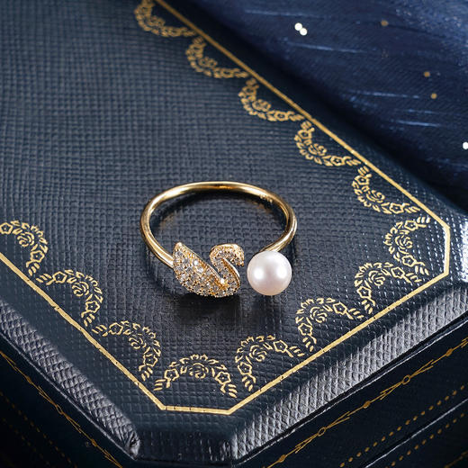 子佩集【天鹅之恋】银S925珍珠惜王妃戒指【R1574】5mm珠镀金天鹅2601 商品图0