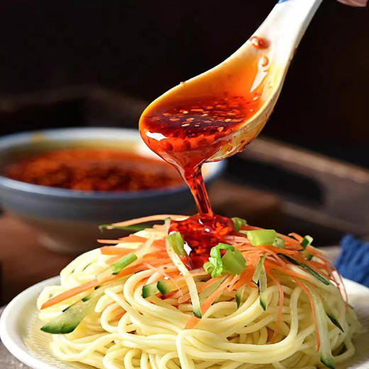 油泼辣子湖南特产正宗香辣油凉拌调料红油辣椒油面条饺子蘸料辣酱 商品图1