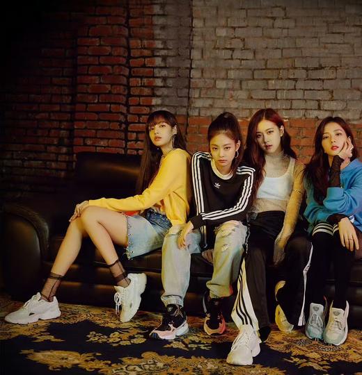 Jennie同款”⁥三叶草阿迪长袖T恤 商品图0