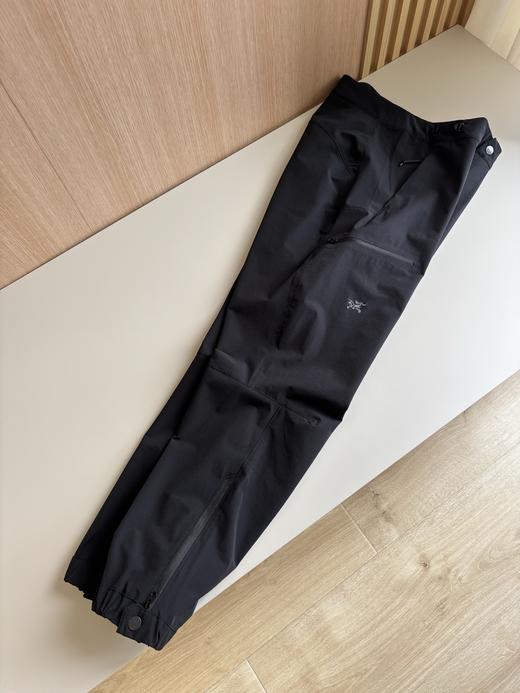 点此购买 始祖鸟GAMMA SS23 Tapered Pant女士纯色多用途登山软壳休闲裤 ye 343179 商品图8