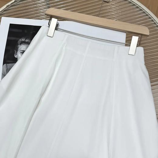 cosA cosB八片立裁花苞裙，液氨棉面料，软糯舒服却自带筋骨感，随性慵懒 商品图1