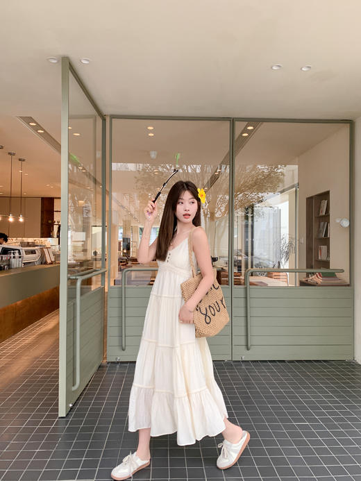 <曾小咸推荐>3.25现货秒杀 ！微信超特价！法式V领吊带连衣裙 日常269.99 立减150 秒杀119.99！！ 商品图5