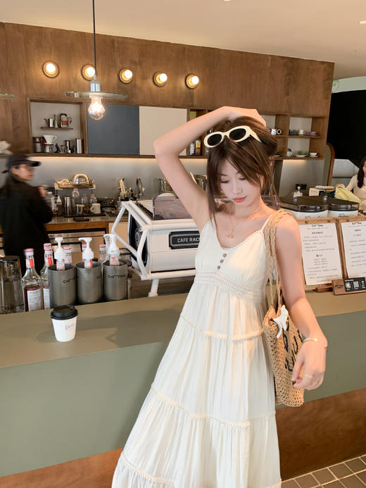 <曾小咸推荐>3.25现货秒杀 ！微信超特价！法式V领吊带连衣裙 日常269.99 立减150 秒杀119.99！！ 商品图7