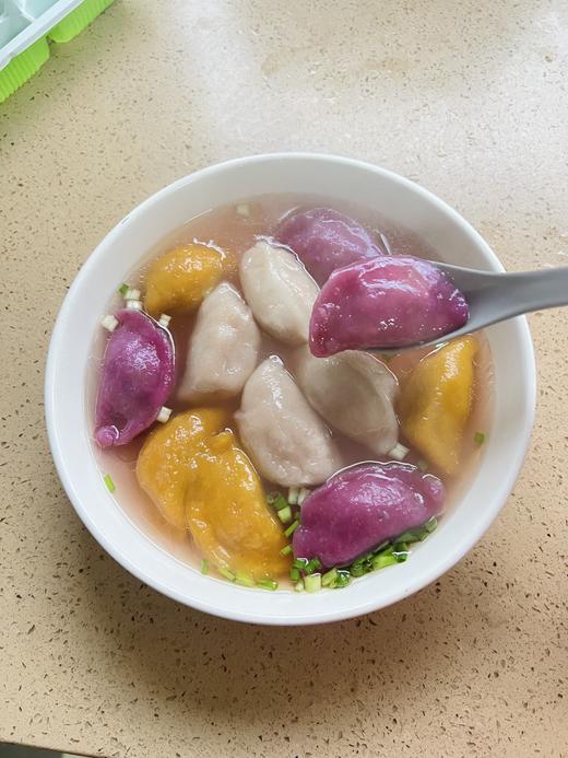 特好吃多色芋饺  江山小巷美食~食材新鲜采购制作，纯手工制作，每天现包！面皮滴水不沾，爽滑又Q弹，入口滑韧鲜香，美味！ 商品图9